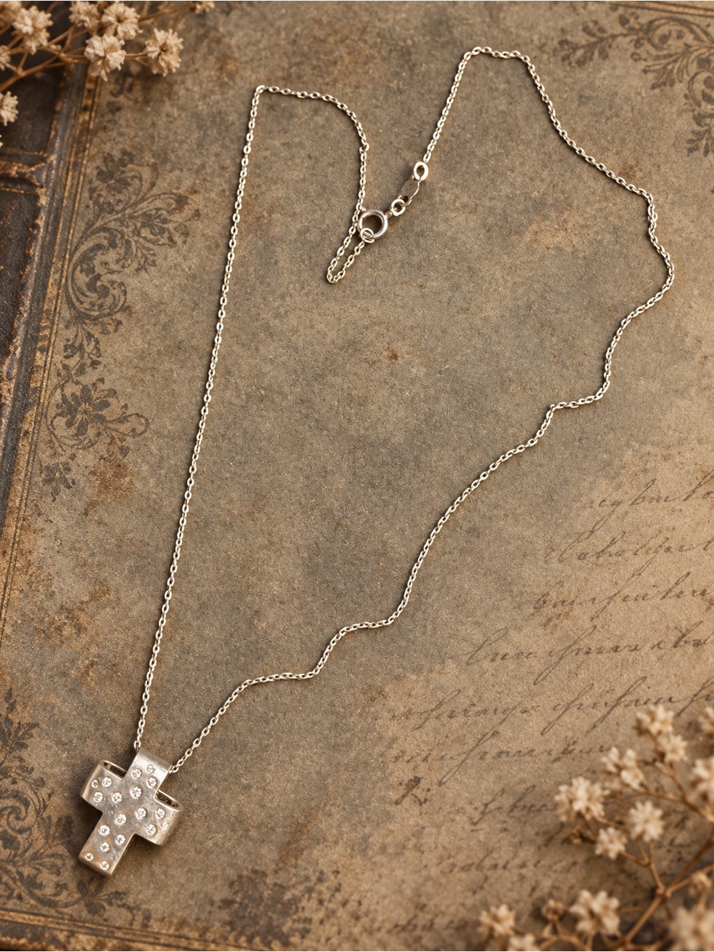 Golden Moon 925 Sterling Silver Cross Necklace – Diamond/Moissanite Testing Ston